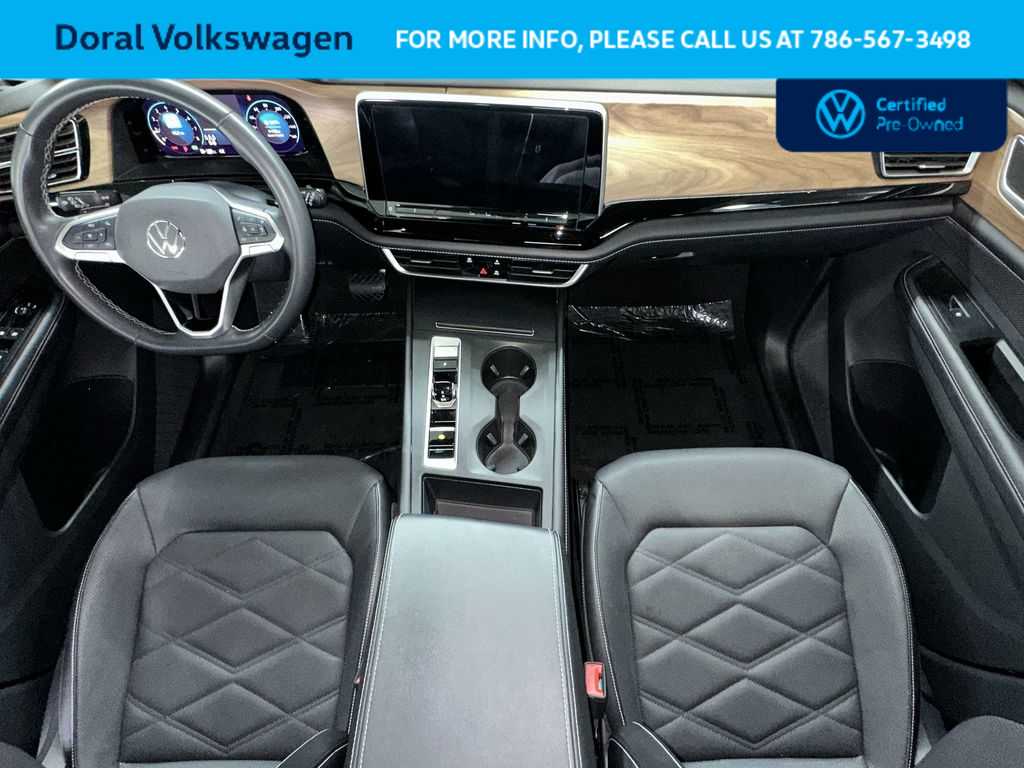 Thumbnail: 2024 Volkswagen Atlas - 24
