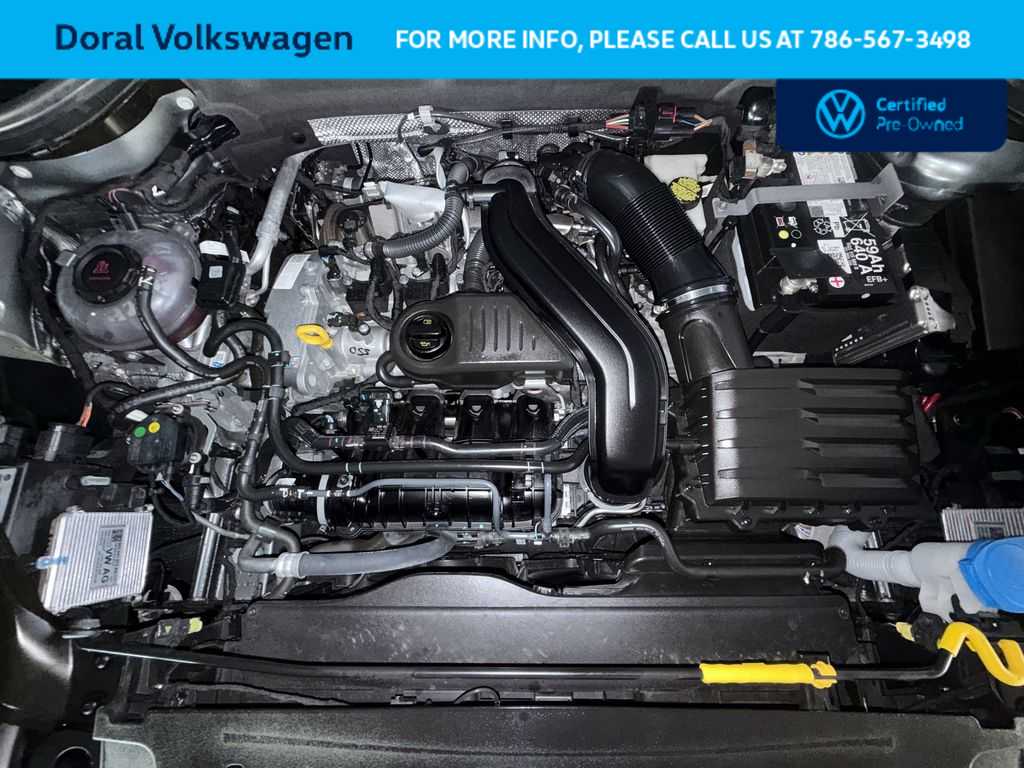 Thumbnail: 2025 Volkswagen Taos - 12