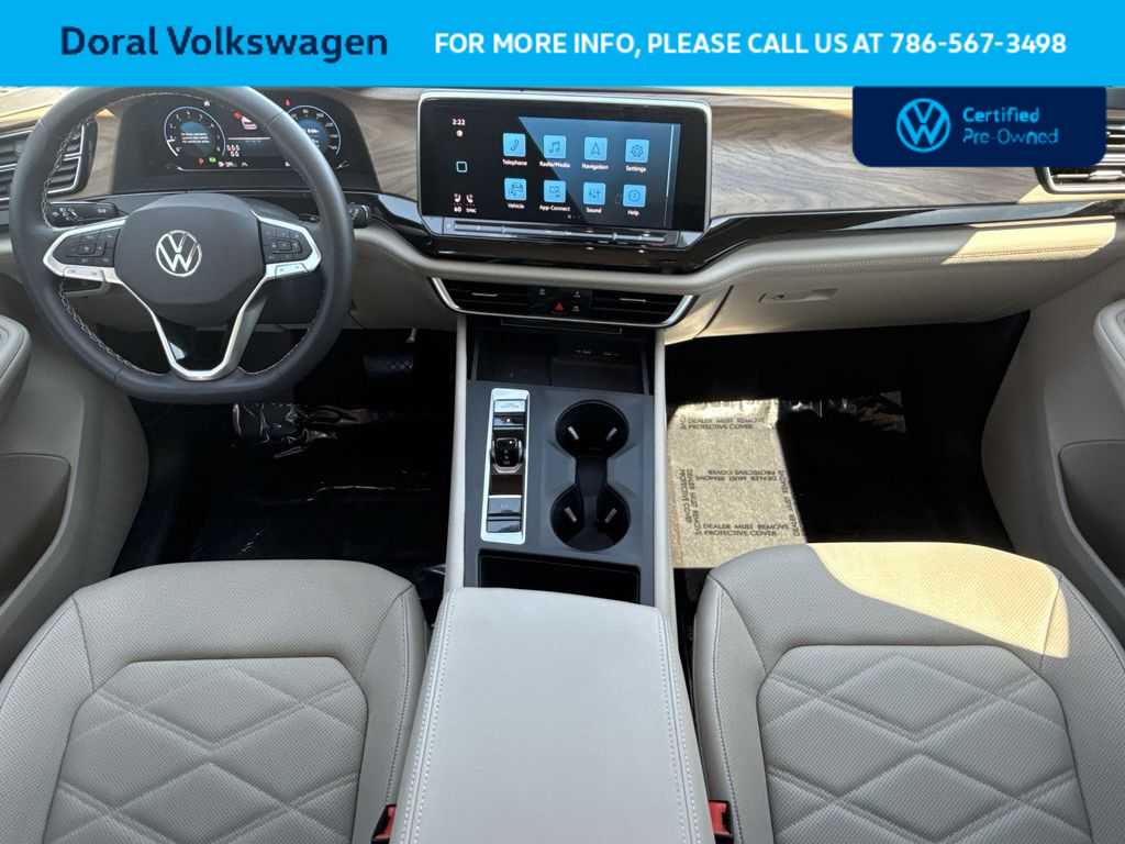 Thumbnail: 2024 Volkswagen Atlas - 24