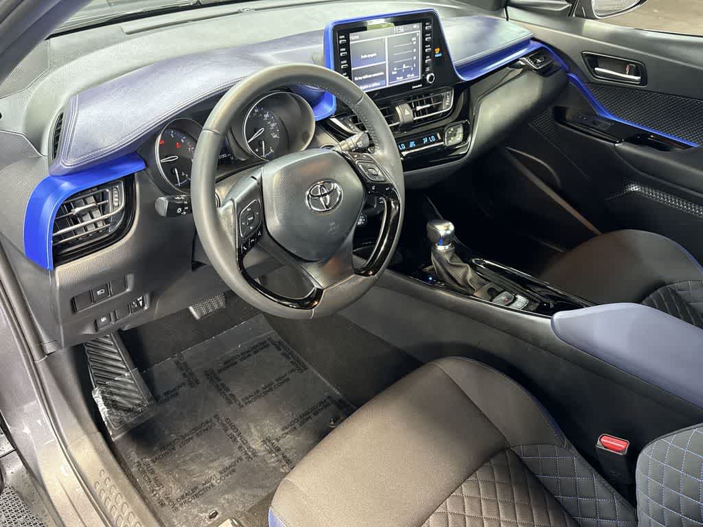 Thumbnail: 2022 Toyota C-HR - 13