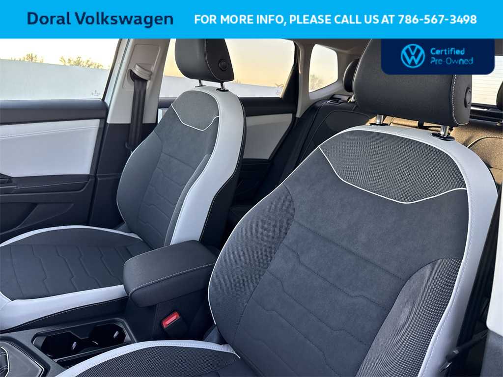 Thumbnail: 2025 Volkswagen Taos - 14