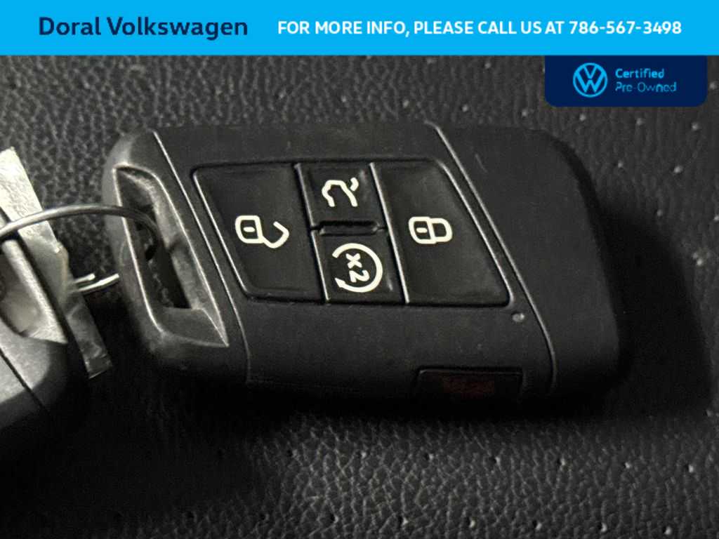 Thumbnail: 2024 Volkswagen Tiguan - 28