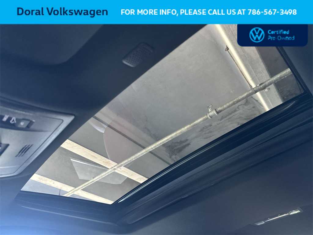 Thumbnail: 2024 Lexus IS - 17