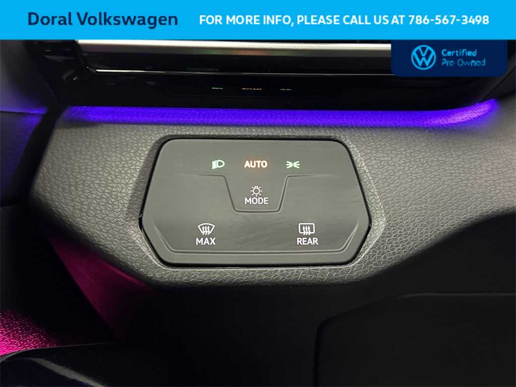 Thumbnail: 2023 Volkswagen ID.4 - 17