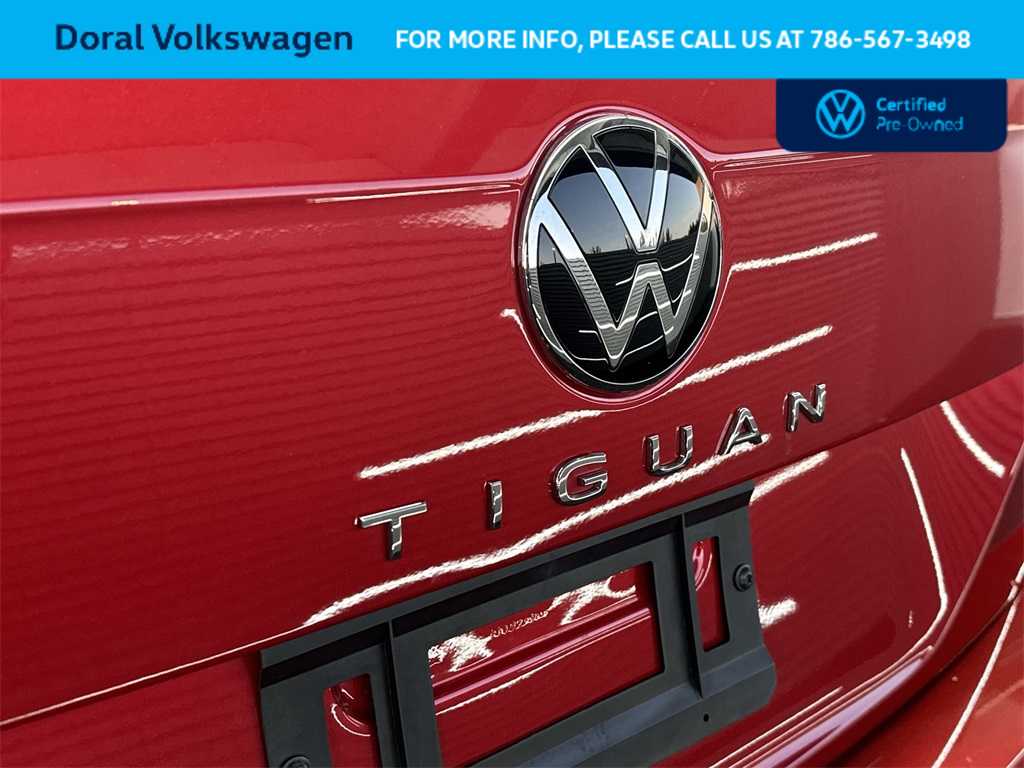 Thumbnail: 2024 Volkswagen Tiguan - 11