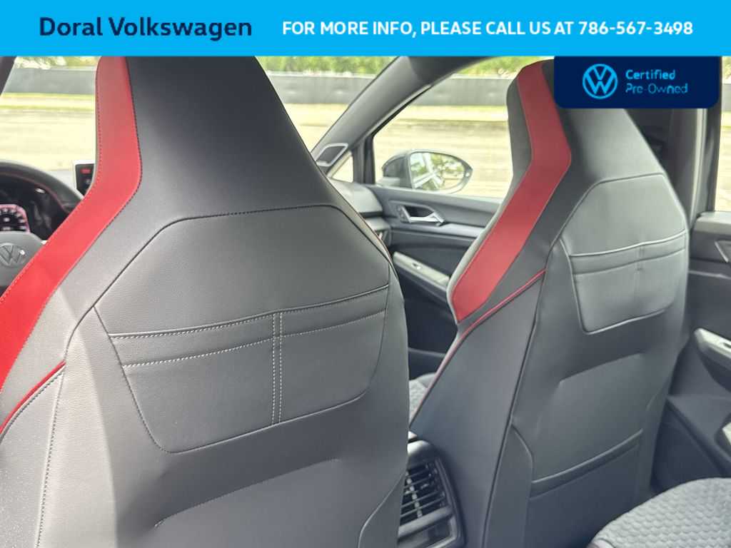 Thumbnail: 2025 Volkswagen Golf - 23