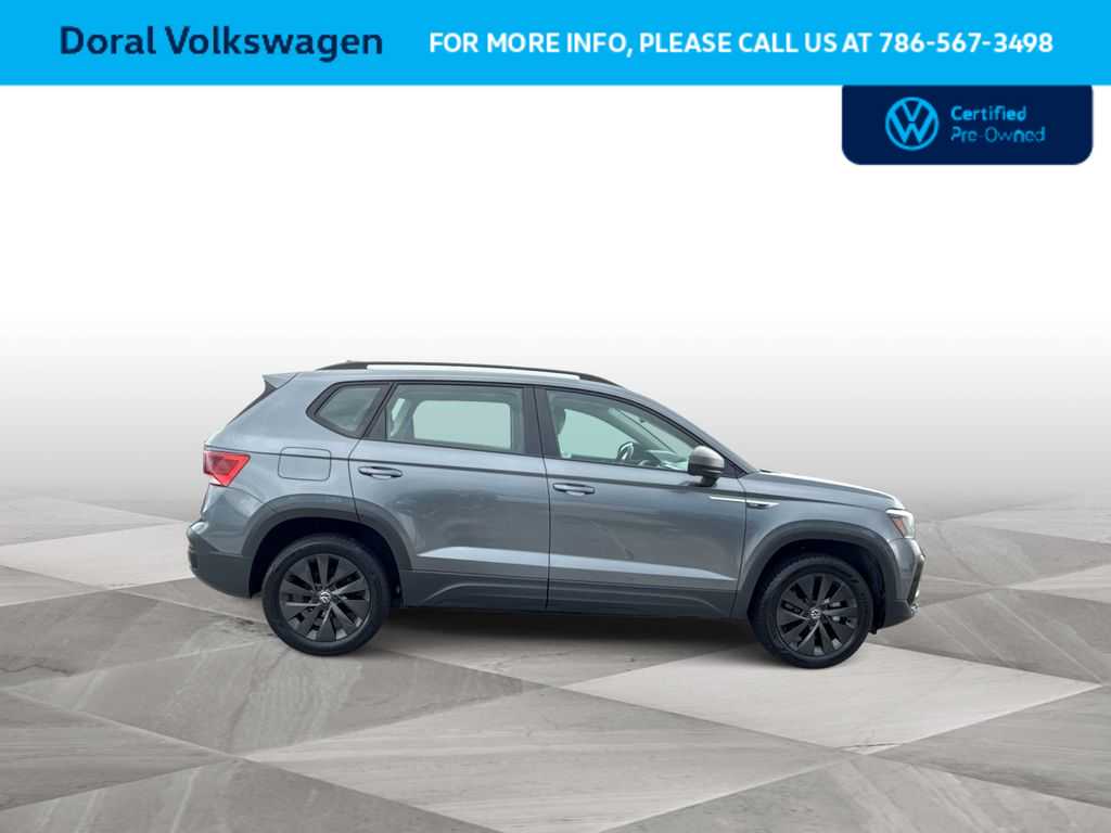 Thumbnail: 2024 Volkswagen Taos - 9