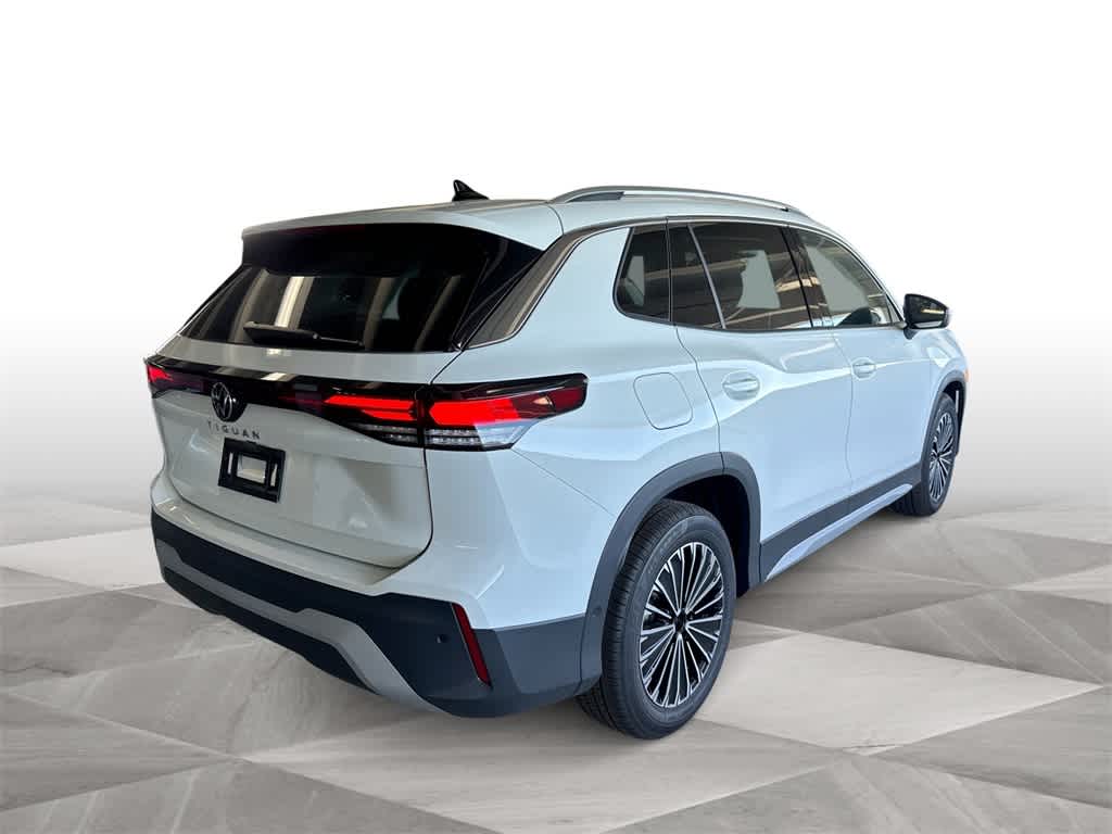 Thumbnail: 2026 Volkswagen Tiguan - 8