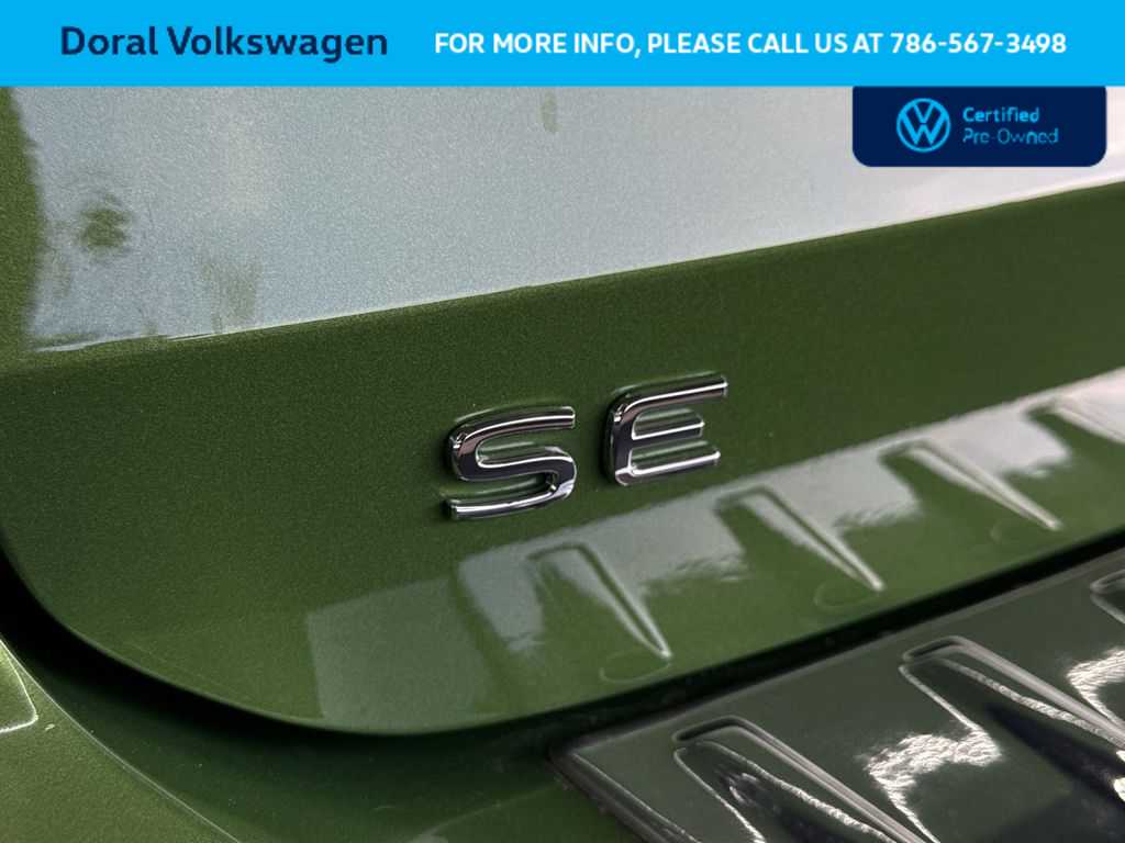 Thumbnail: 2025 Volkswagen Taos - 10