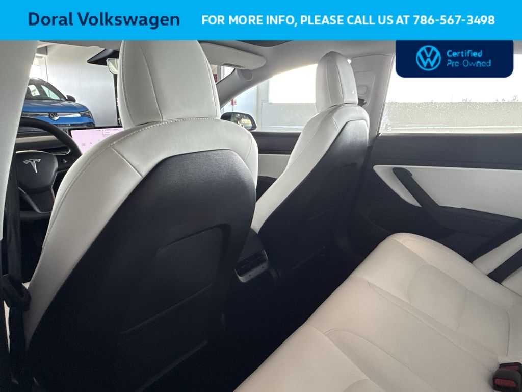 Thumbnail: 2021 Tesla Model 3 - 23