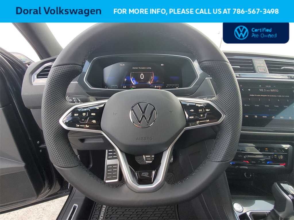 Thumbnail: 2023 Volkswagen Tiguan - 21