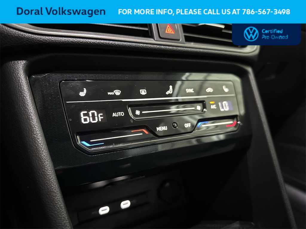 Thumbnail: 2025 Volkswagen Taos - 20