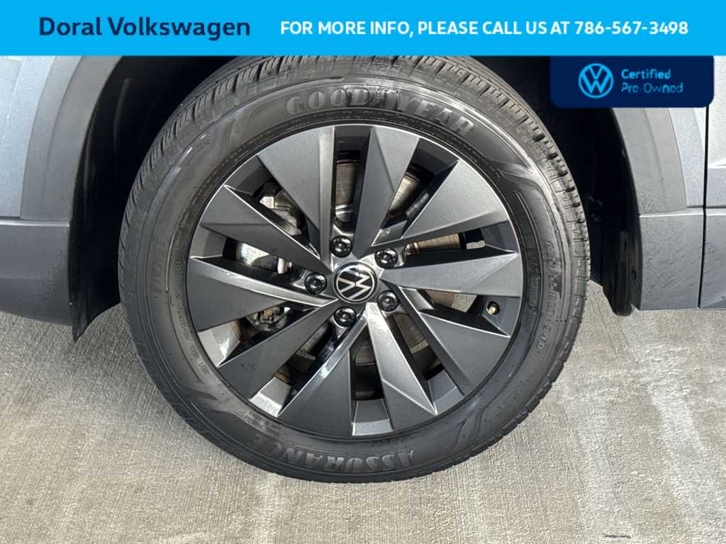 Thumbnail: 2023 Volkswagen Taos - 11