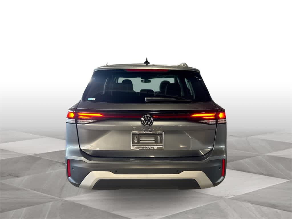 Thumbnail: 2025 Volkswagen Tiguan - 7