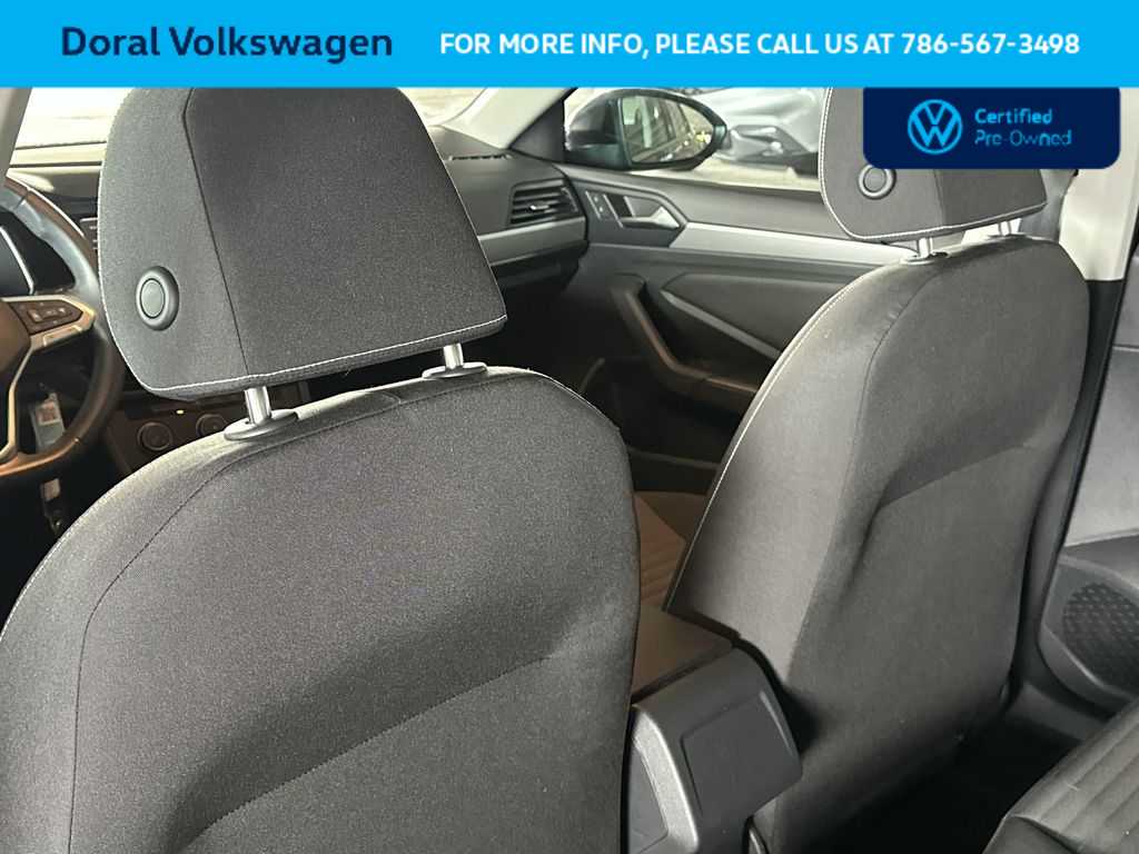 Thumbnail: 2023 Volkswagen Jetta - 23