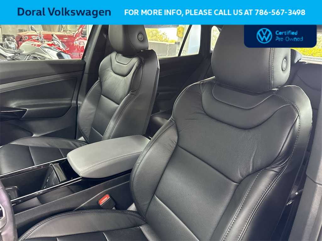 Thumbnail: 2023 Volkswagen ID.4 - 13