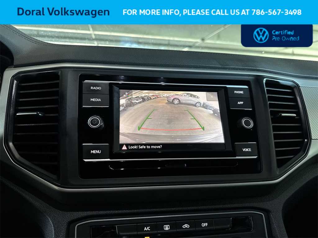Thumbnail: 2021 Volkswagen Atlas - 17