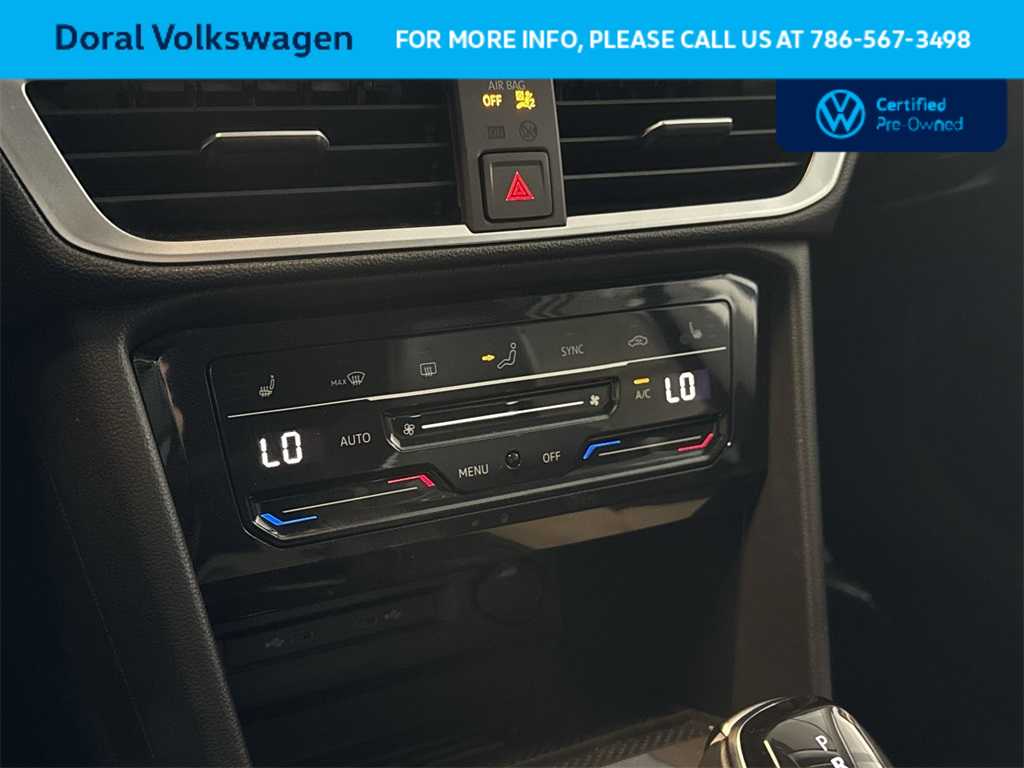 Thumbnail: 2025 Volkswagen Taos - 20