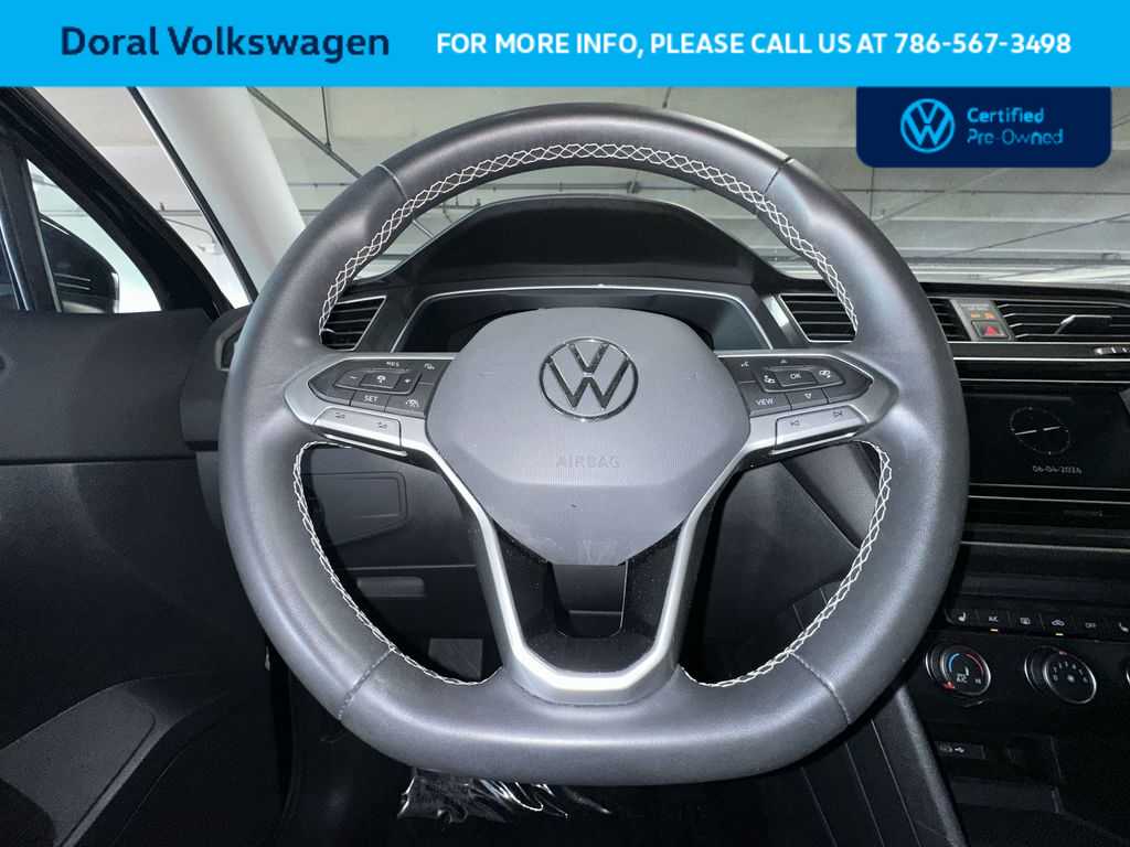 Thumbnail: 2023 Volkswagen Tiguan - 15
