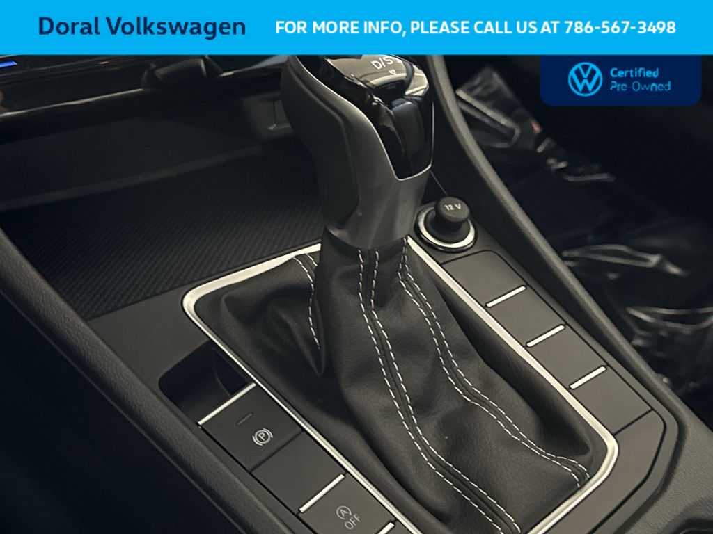 Thumbnail: 2025 Volkswagen Jetta - 21