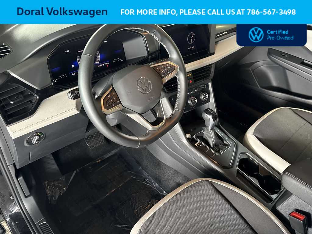 Thumbnail: 2025 Volkswagen Taos - 13