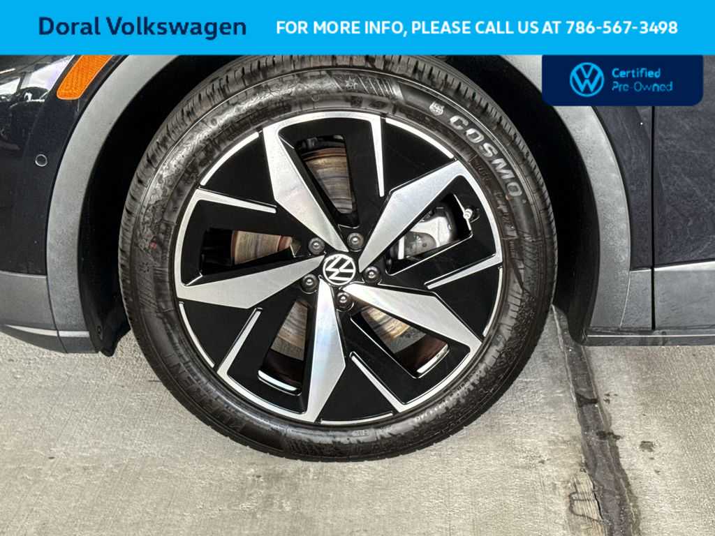 Thumbnail: 2023 Volkswagen ID.4 - 11