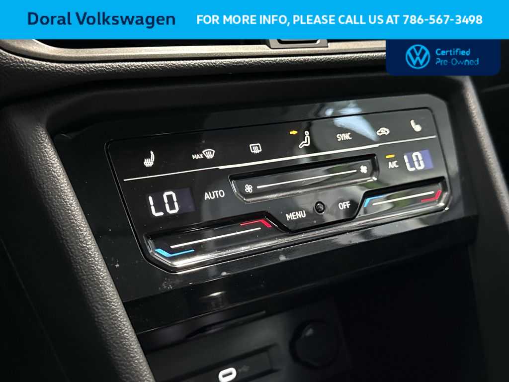 Thumbnail: 2025 Volkswagen Taos - 20