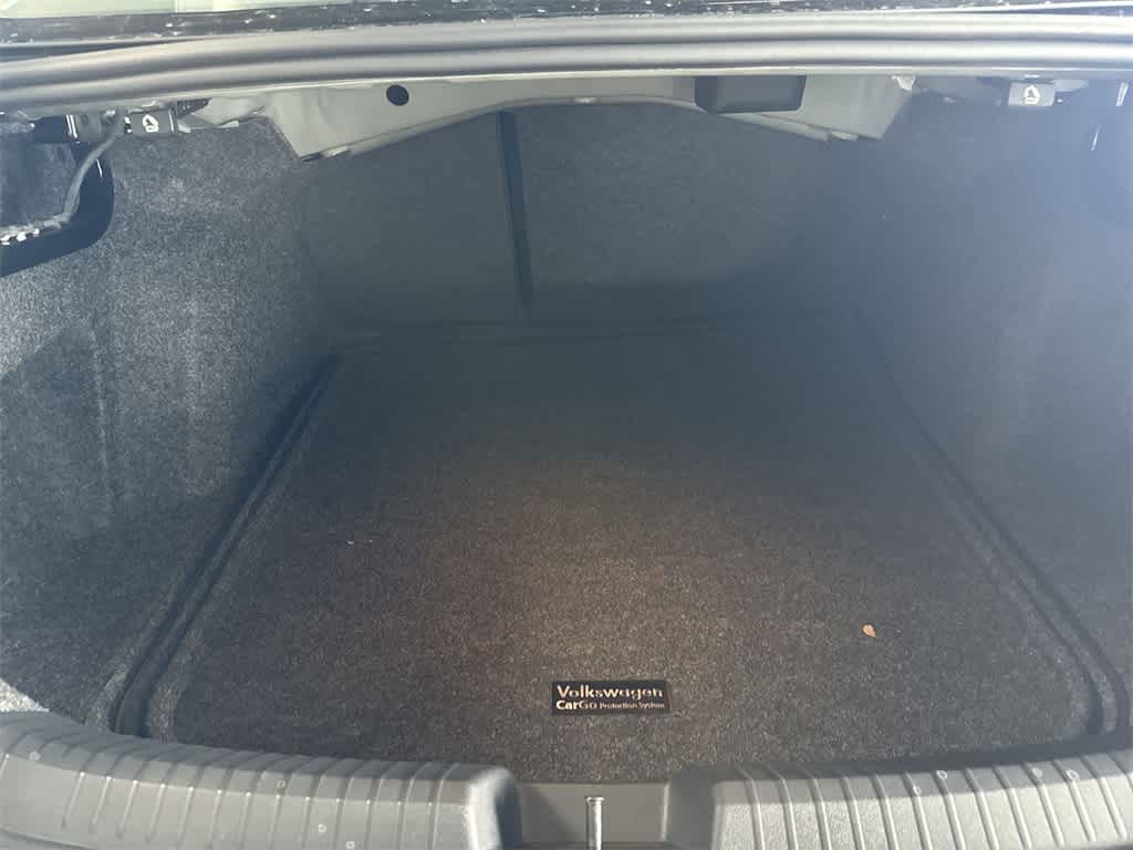 Thumbnail: 2025 Volkswagen Jetta - 25