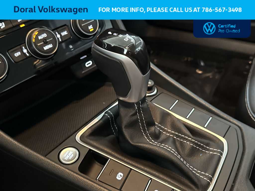 Thumbnail: 2023 Volkswagen Jetta - 21