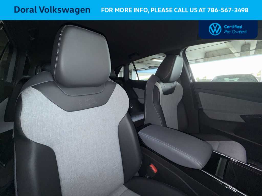 Thumbnail: 2023 Volkswagen ID.4 - 26