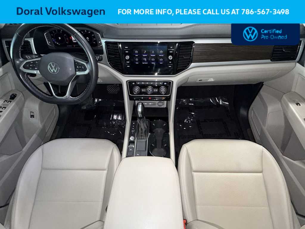 Thumbnail: 2023 Volkswagen Atlas - 24