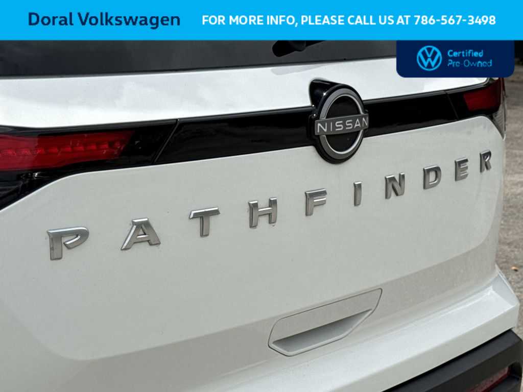 Thumbnail: 2025 Nissan Pathfinder - 10