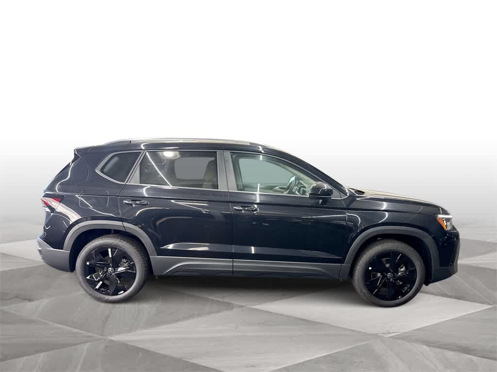 Thumbnail: 2026 Volkswagen Taos - 9