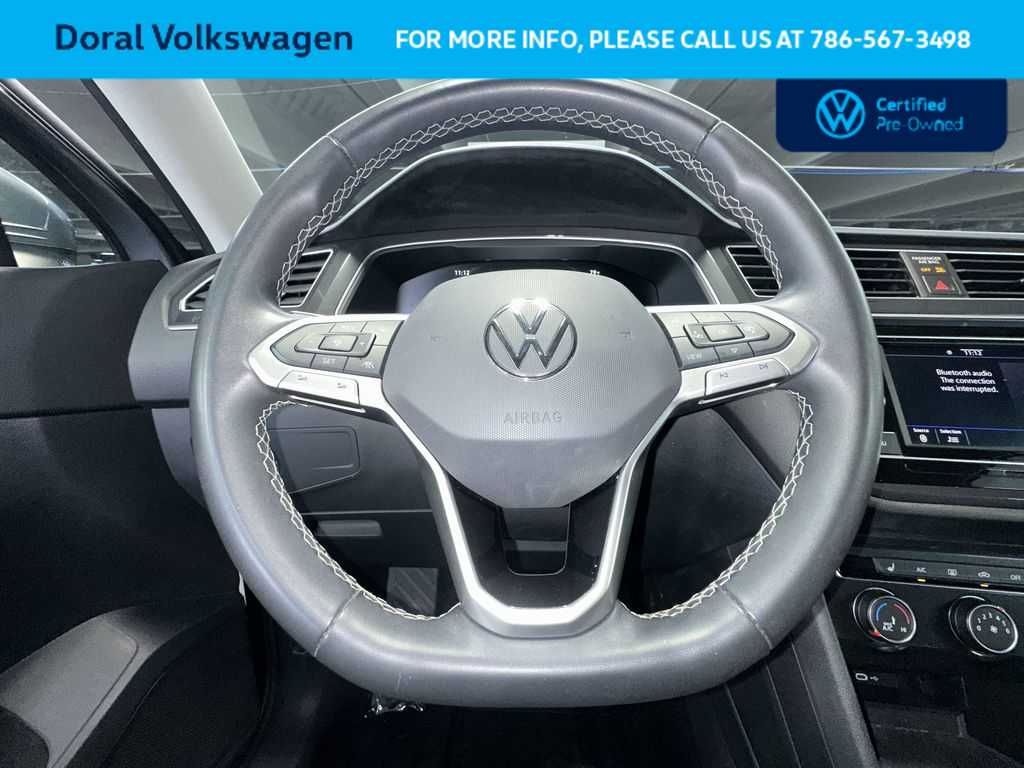 Thumbnail: 2024 Volkswagen Tiguan - 15