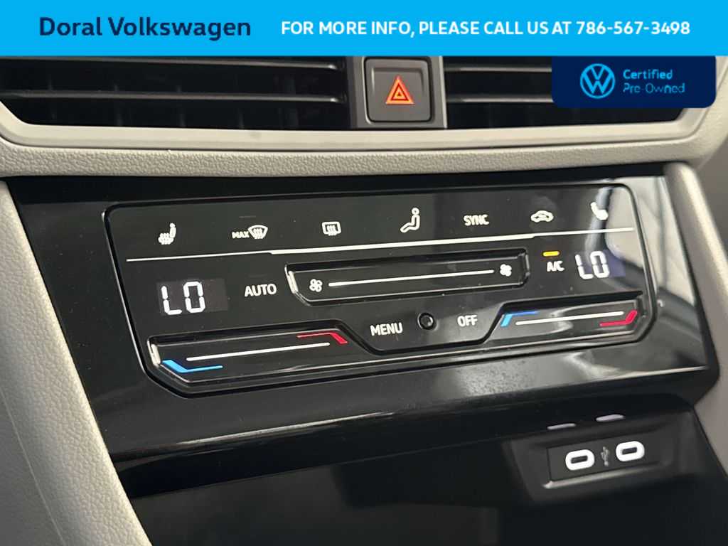 2025 Volkswagen Jetta SE - Photo 20