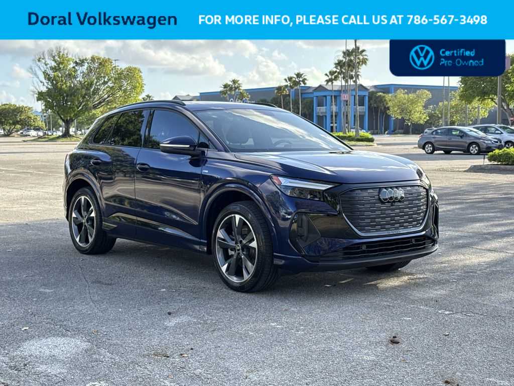 Thumbnail: 2023 Audi Q4 e-tron - 2