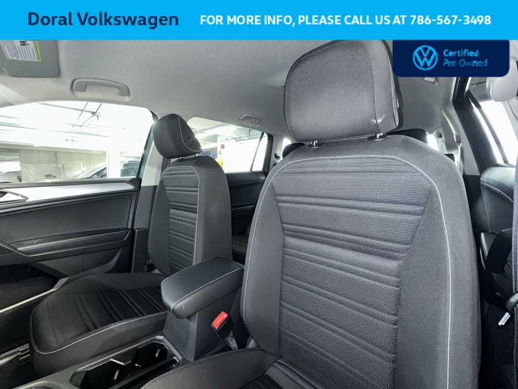 Thumbnail: 2024 Volkswagen Tiguan - 14