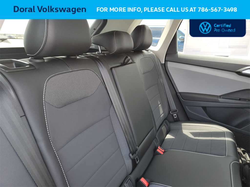 2023 Volkswagen Taos SE 29