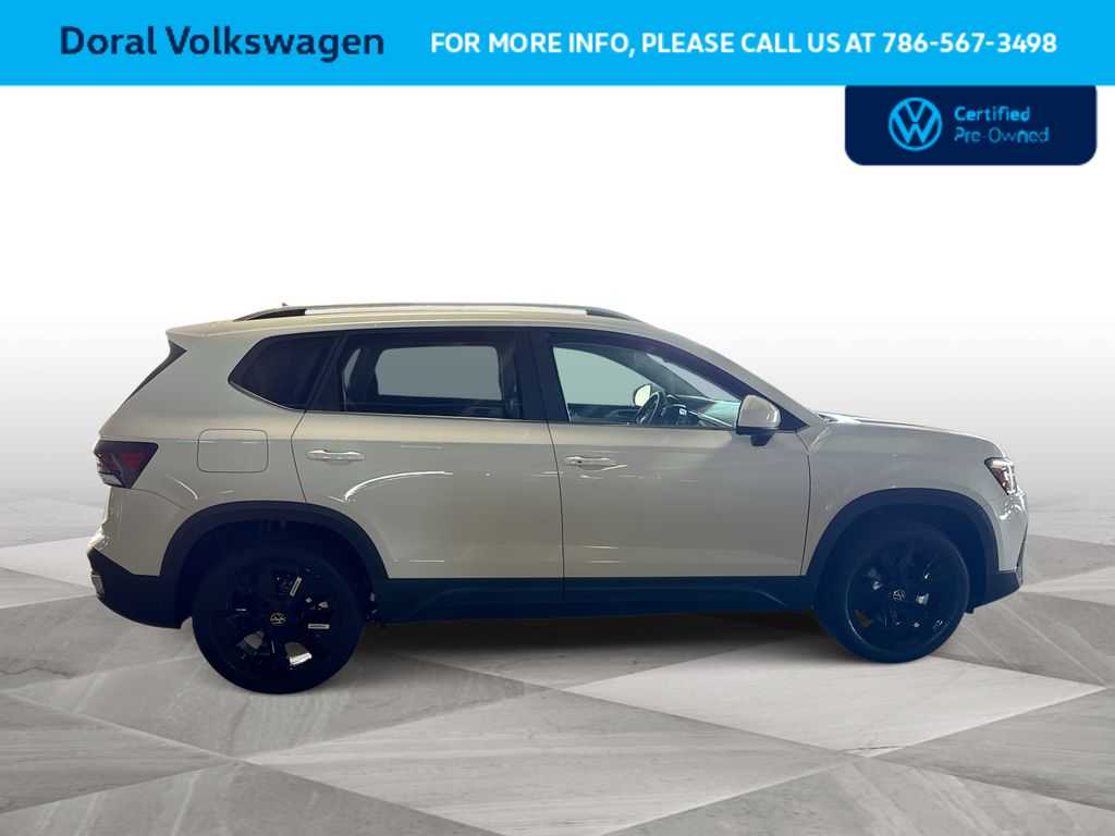 Thumbnail: 2025 Volkswagen Taos - 9