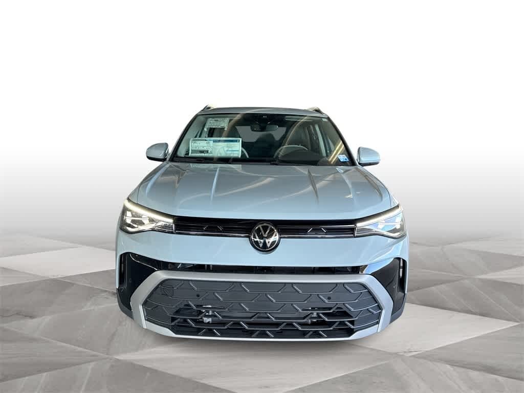 New 2026 Volkswagen Taos SE SUV