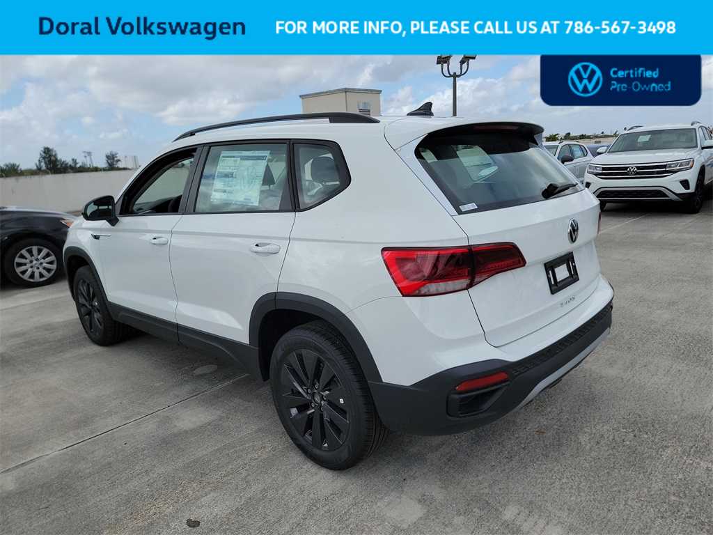 Thumbnail: 2023 Volkswagen Taos - 15