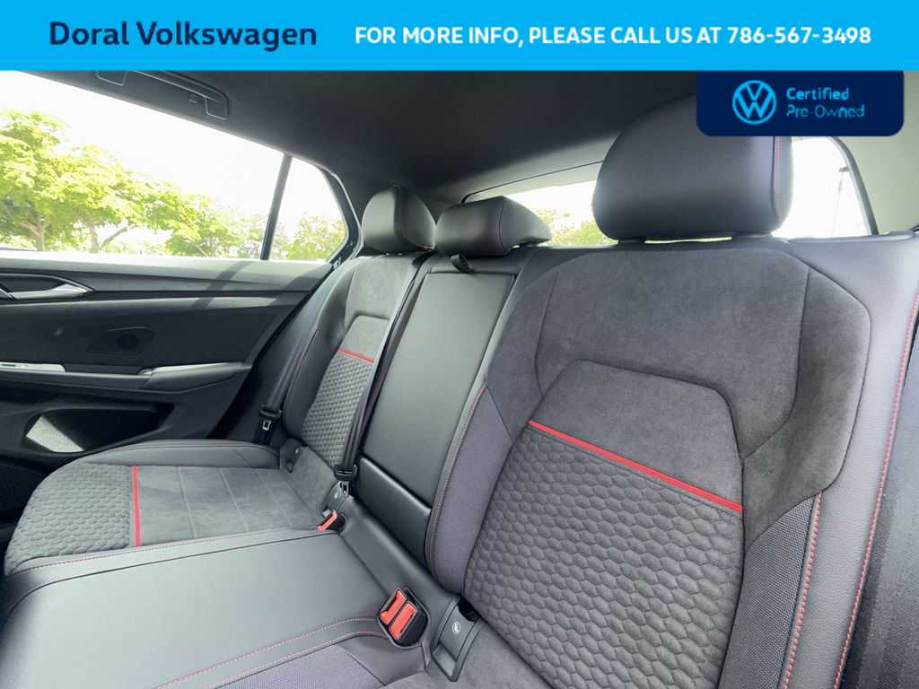 Thumbnail: 2025 Volkswagen Golf - 22