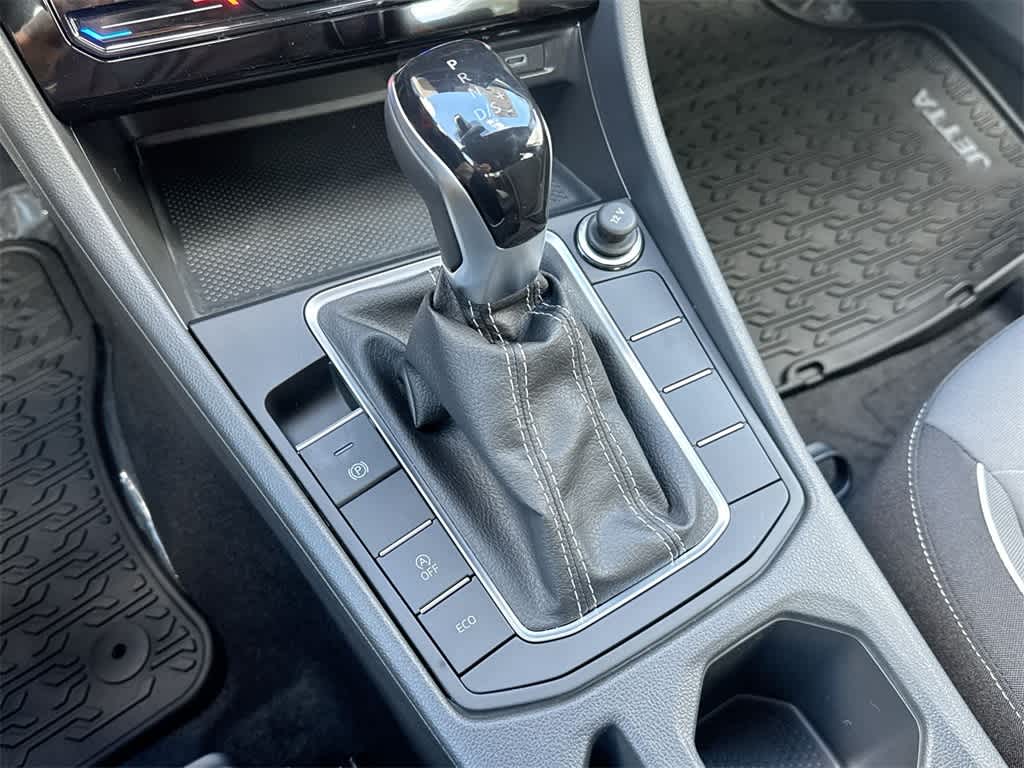 Thumbnail: 2026 Volkswagen Jetta - 21