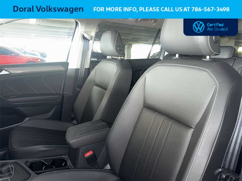 Thumbnail: 2023 Volkswagen Tiguan - 14