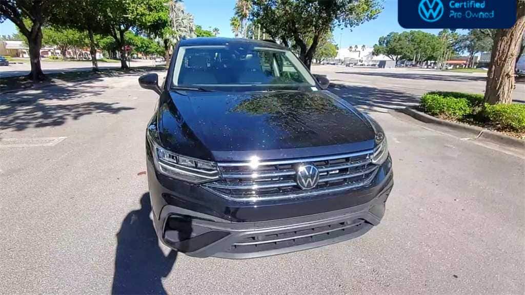 Thumbnail: 2024 Volkswagen Tiguan - 3