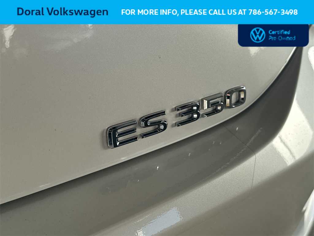 Thumbnail: 2025 Lexus ES - 11