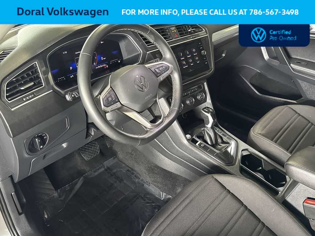 Thumbnail: 2024 Volkswagen Tiguan - 13