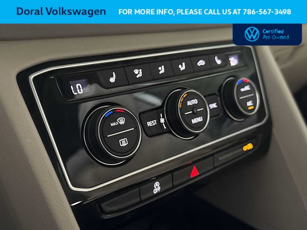 Thumbnail: 2023 Volkswagen Atlas - 20