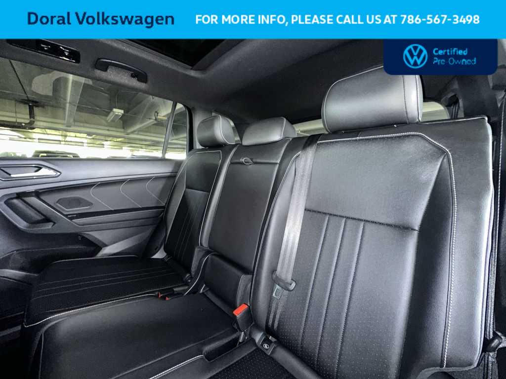 Thumbnail: 2022 Volkswagen Tiguan - 22
