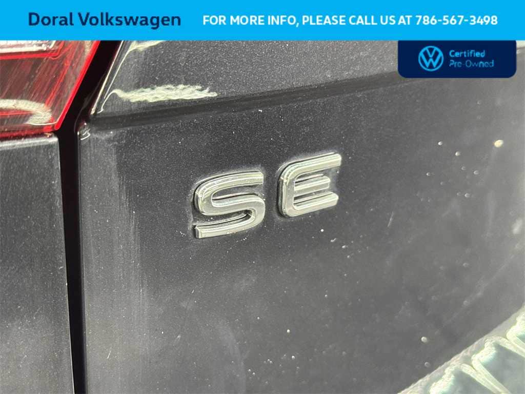 Thumbnail: 2023 Volkswagen Tiguan - 11